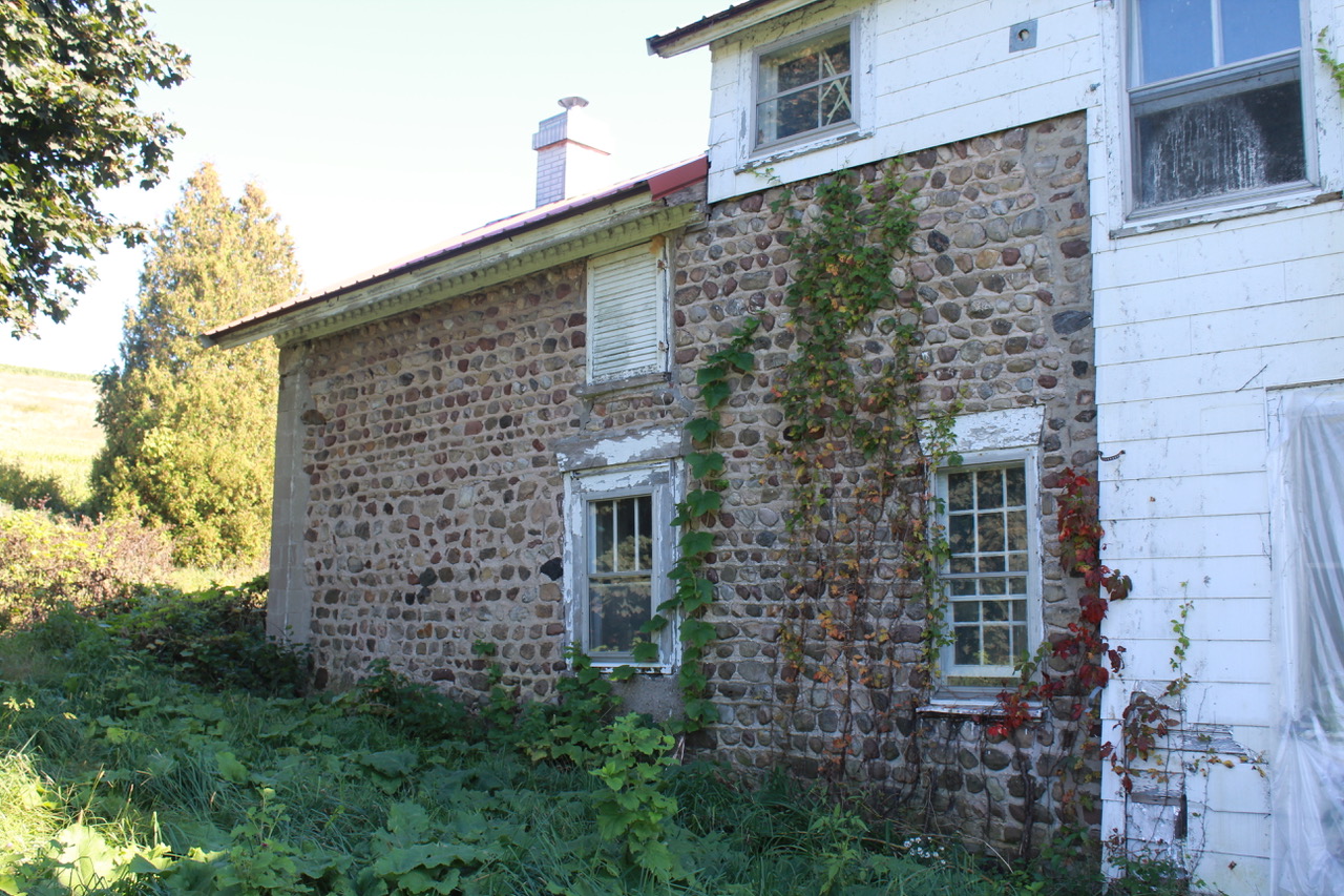 880 Vienna Road, Palmyra